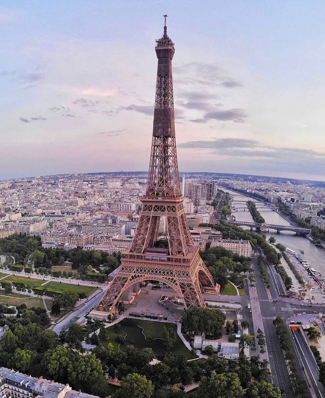 سالن عقد هانیل